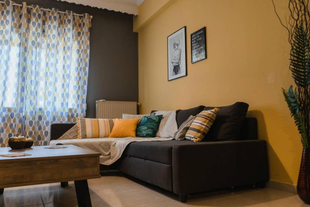 Aigli'S Urban Lodge Волос Екстериор снимка